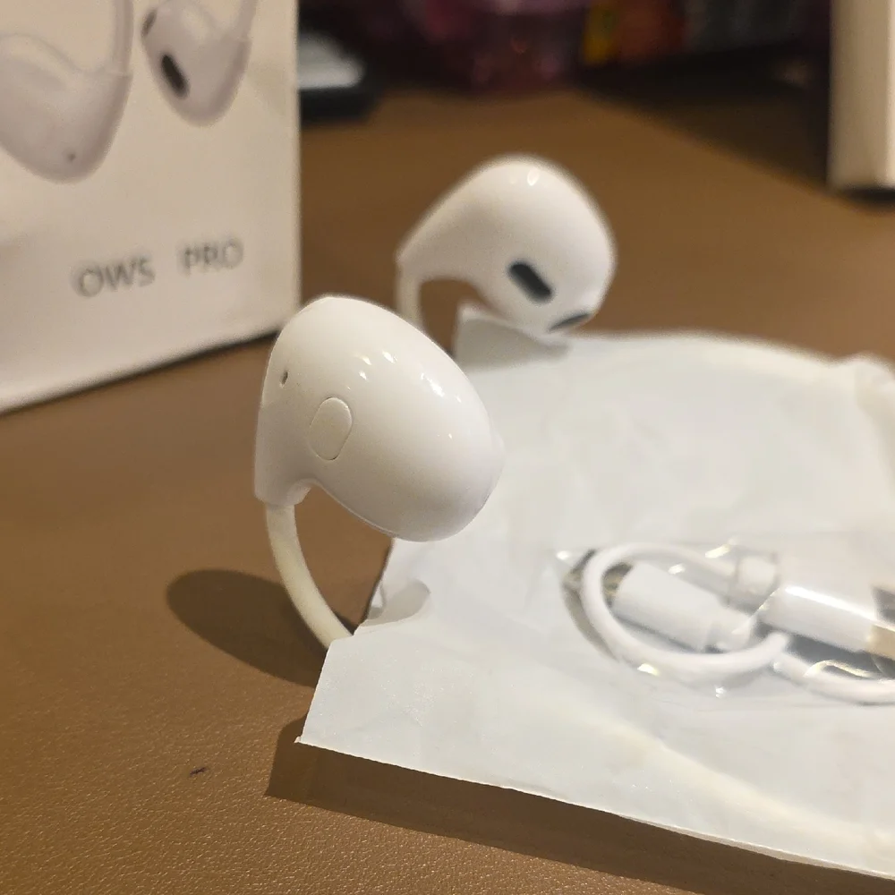True Wireless Earbuds - White Bluetooth Headset